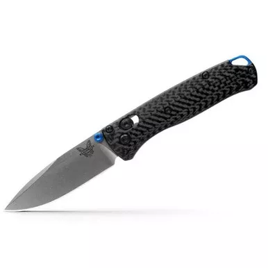 Benchmade Mini Bugout, Axis, Drop Point Knife – Carbon Fiber