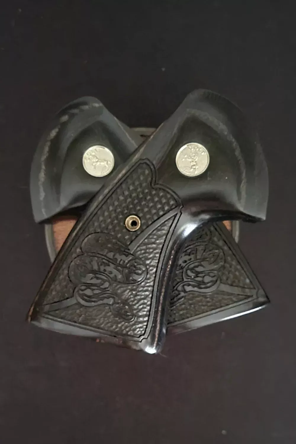 Colt Python All Years/Anaconda 2021 Target Grips FlatTop/Stipple with Inset Python/Anaconda with Medallions • All Colors
