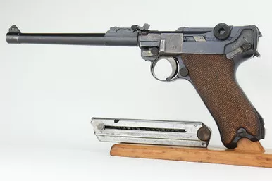 SOLD - 1918 DWM Artillery Luger (8242a - 23731)