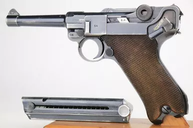 SOLD - 1939 Mauser Luger - Matching Magazine (9754x - 20825)