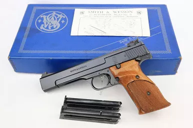 SOLD - Minty, Boxed Smith & Wesson Model 41