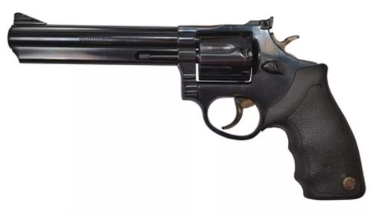 Taurus Model 66 Standard 357 Mag/38 Spec 6″ 7rd Adjustable Sight Black Synthetic Grip Blued