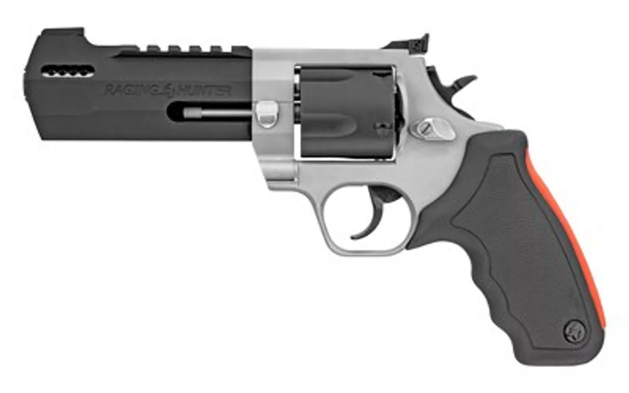 Taurus Raging Hunter 454 Casull, 5.125″, Black Rubber Cushion Insert Grip, Stainless, 5rd