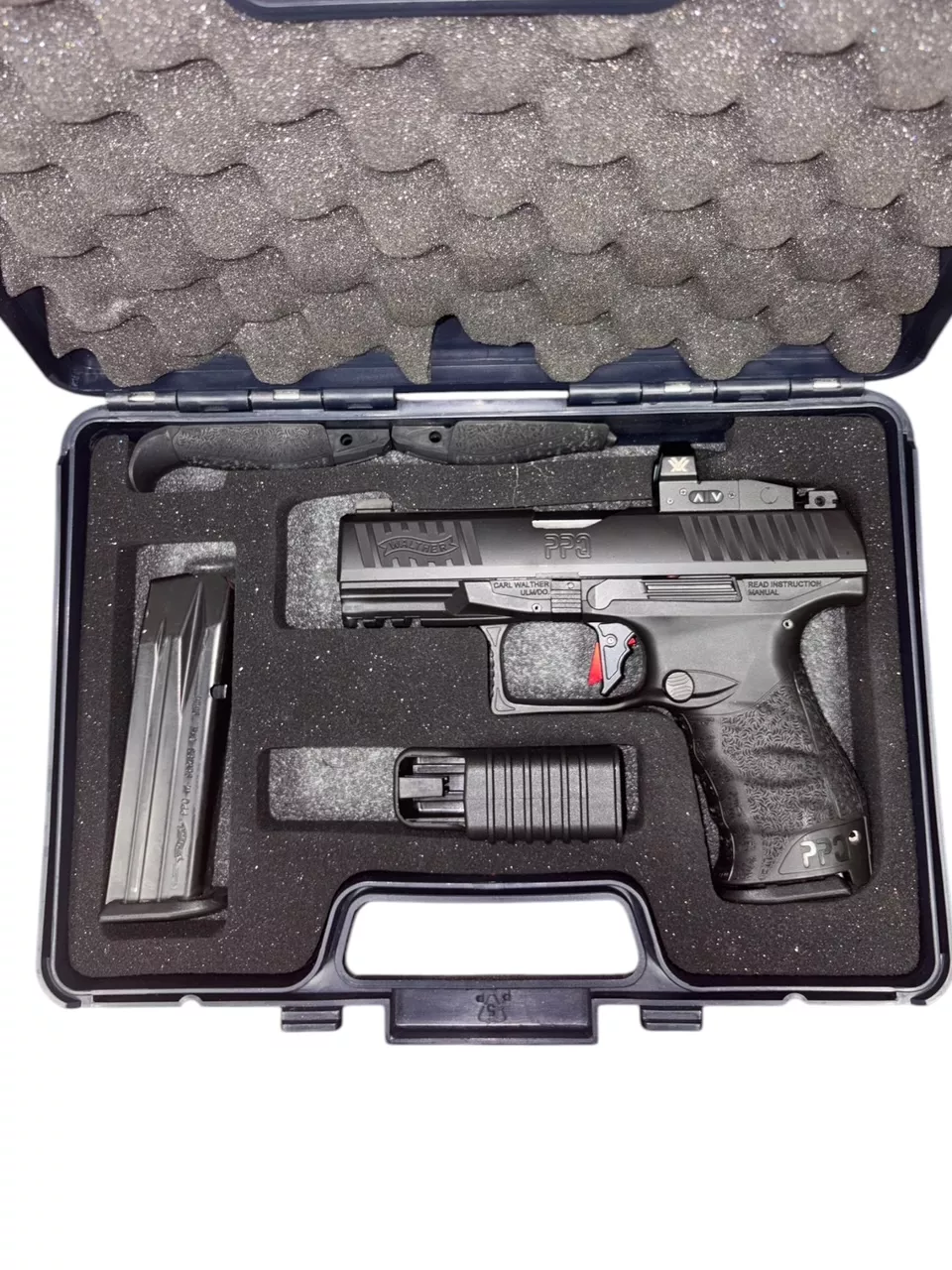 Used Walther PPQ M2 9mm – Optics-Ready Vortex Venom Red Dot, 4" Barrel, 15+1 Capacity